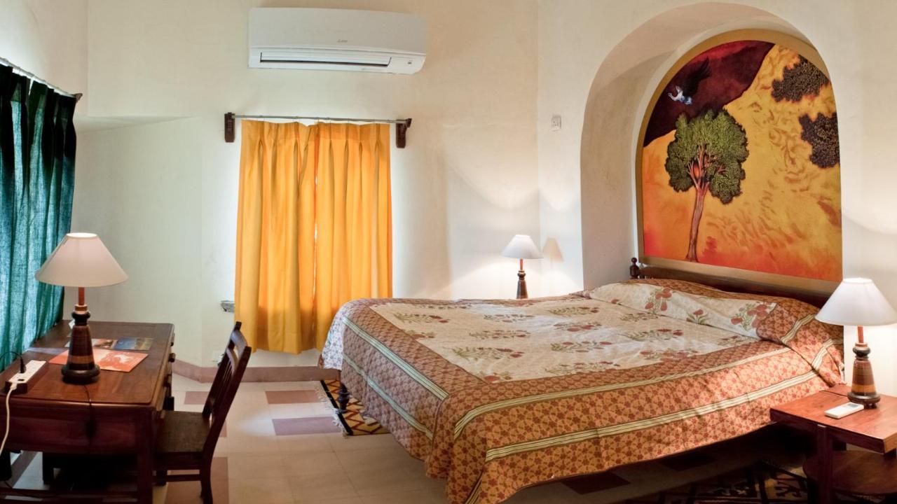 Neemrana'S - Tijara Fort Palace Экстерьер фото
