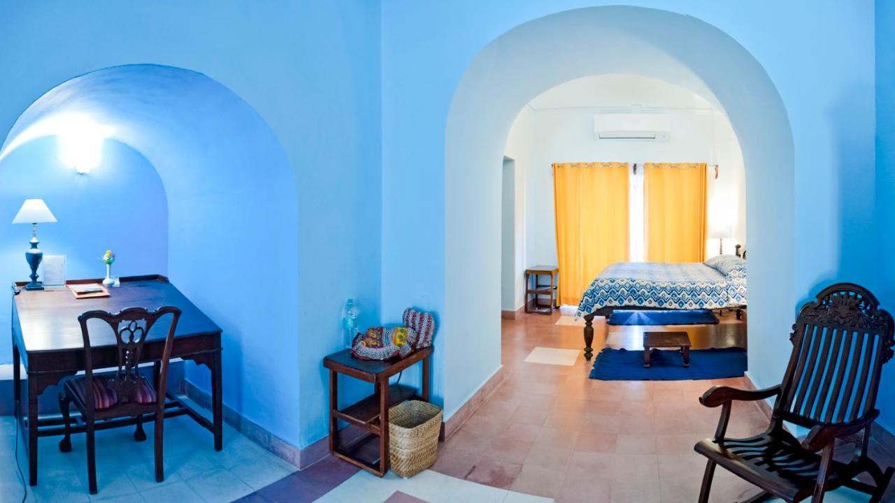 Neemrana'S - Tijara Fort Palace Экстерьер фото